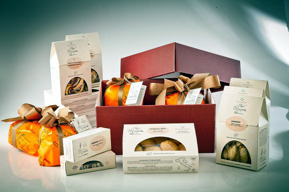 Ein Geschenkskorb der Familien-Bäckerei Mascia Delicatezze © Raffaello Gourmet