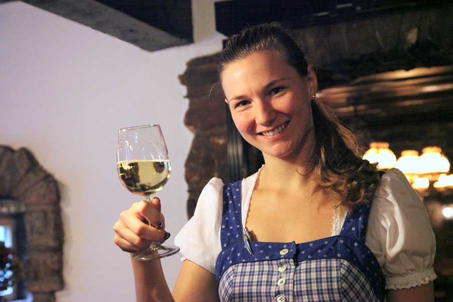 Theresa Huber führt die Küche des Heurigen und im Restaurant Hauerkuchl