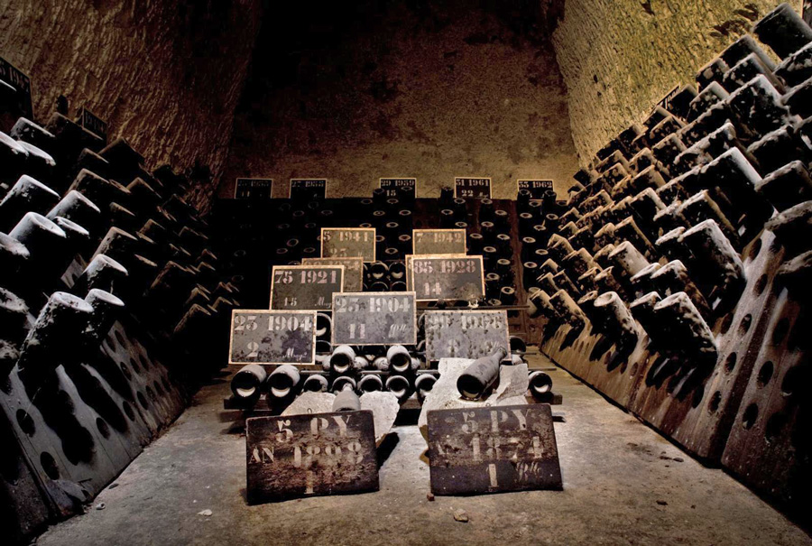 Kreidestollen mit alten Schätzen der Domaine Pommery © Oenoteque Pommery