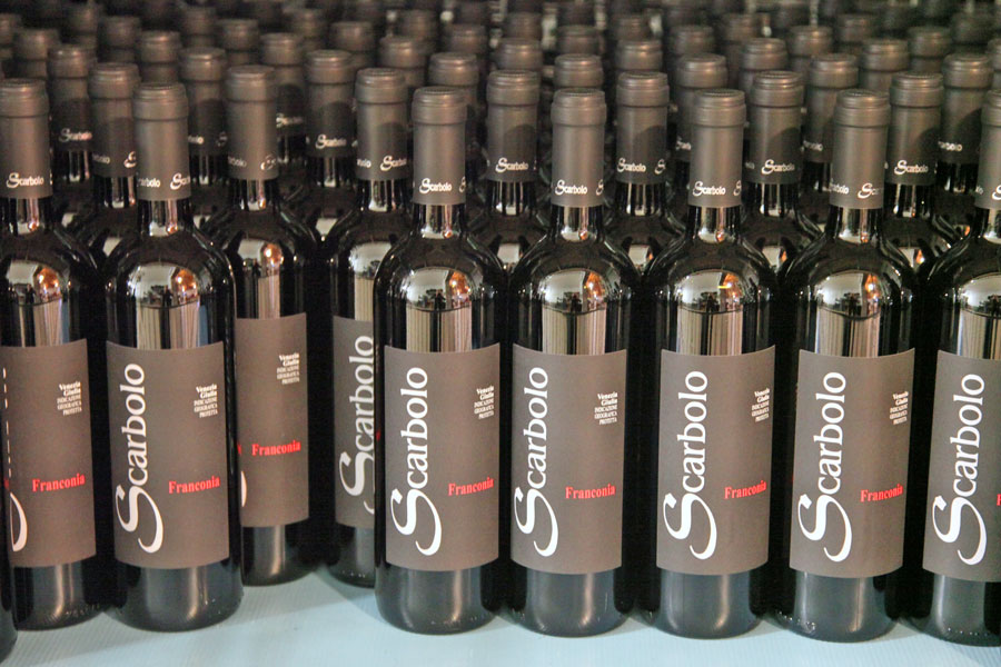 Die Fülle an Rebsorten zeichnet das Weingut Scarbolo aus