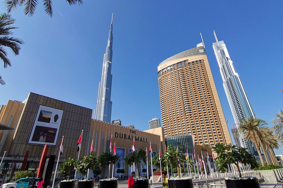 Burj Khalifa in nicht ganz so hoher Gesellschaft 