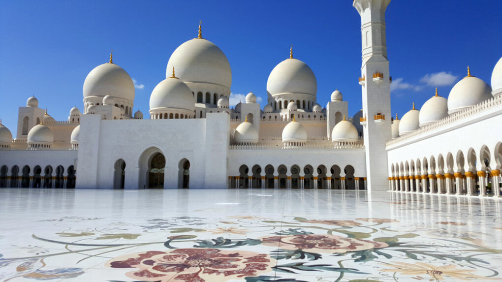 Scheich Zayed-Moschee in Abu Dhabi