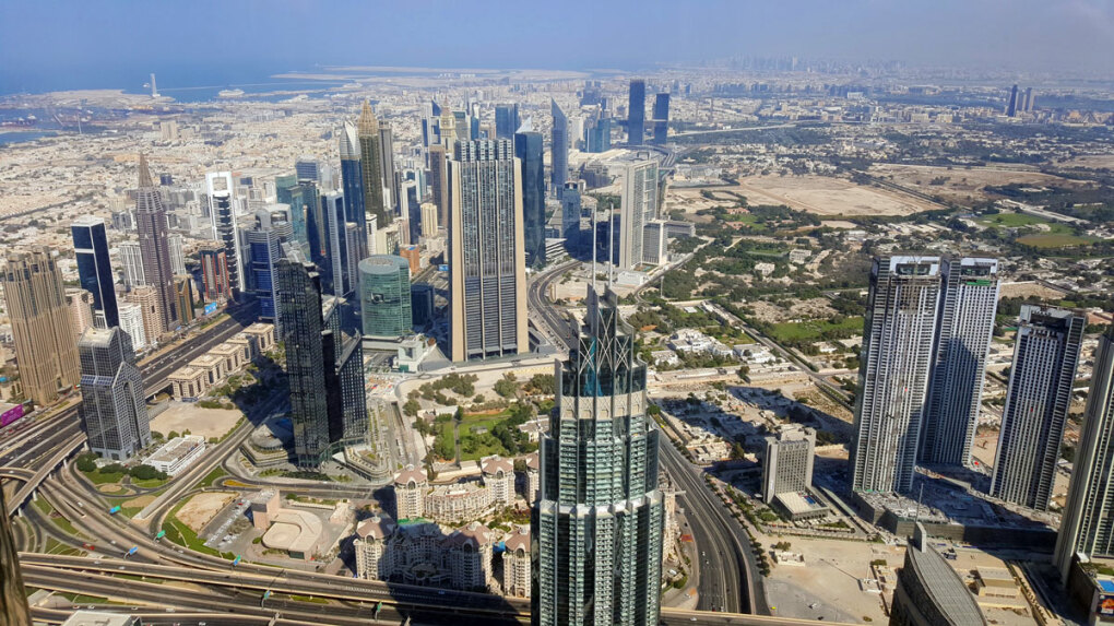Dubai von oben - überwältigende Aussicht vom Burj Khalifa